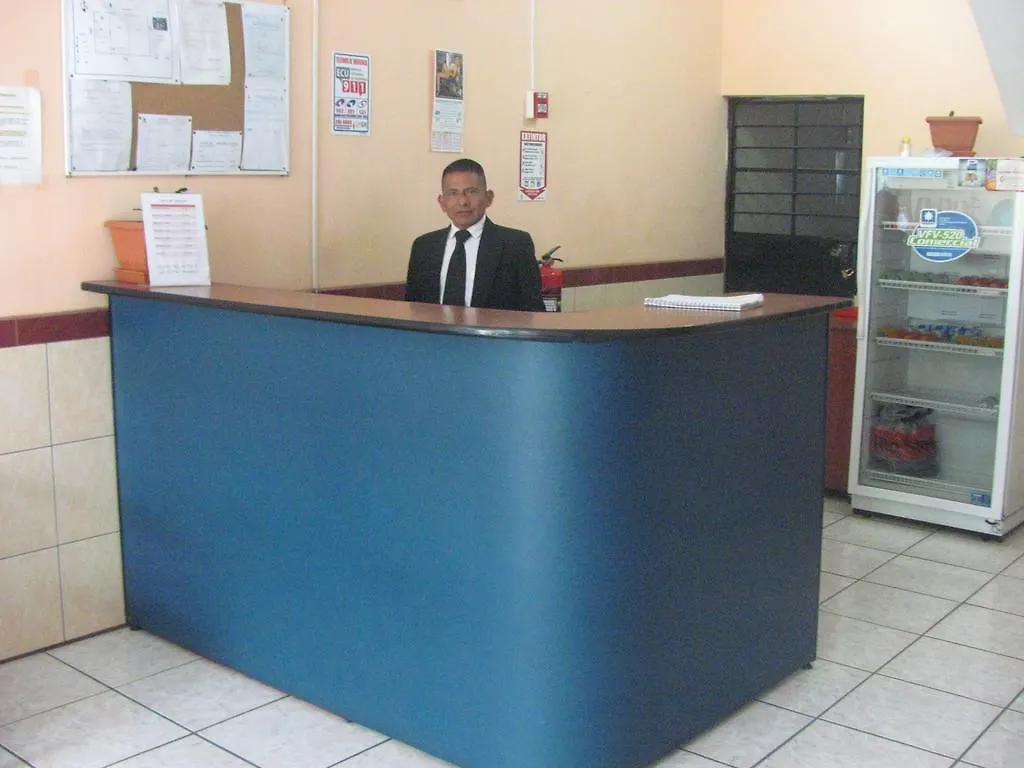 Hostal Oasis Quito 2 Guest house